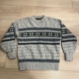 Vintage Eddie Bauer Women’s Gray Blue Green Fair Isle Wool Sweater Size L